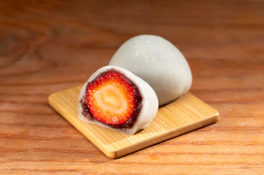 Strawberry Mochi (いちご)