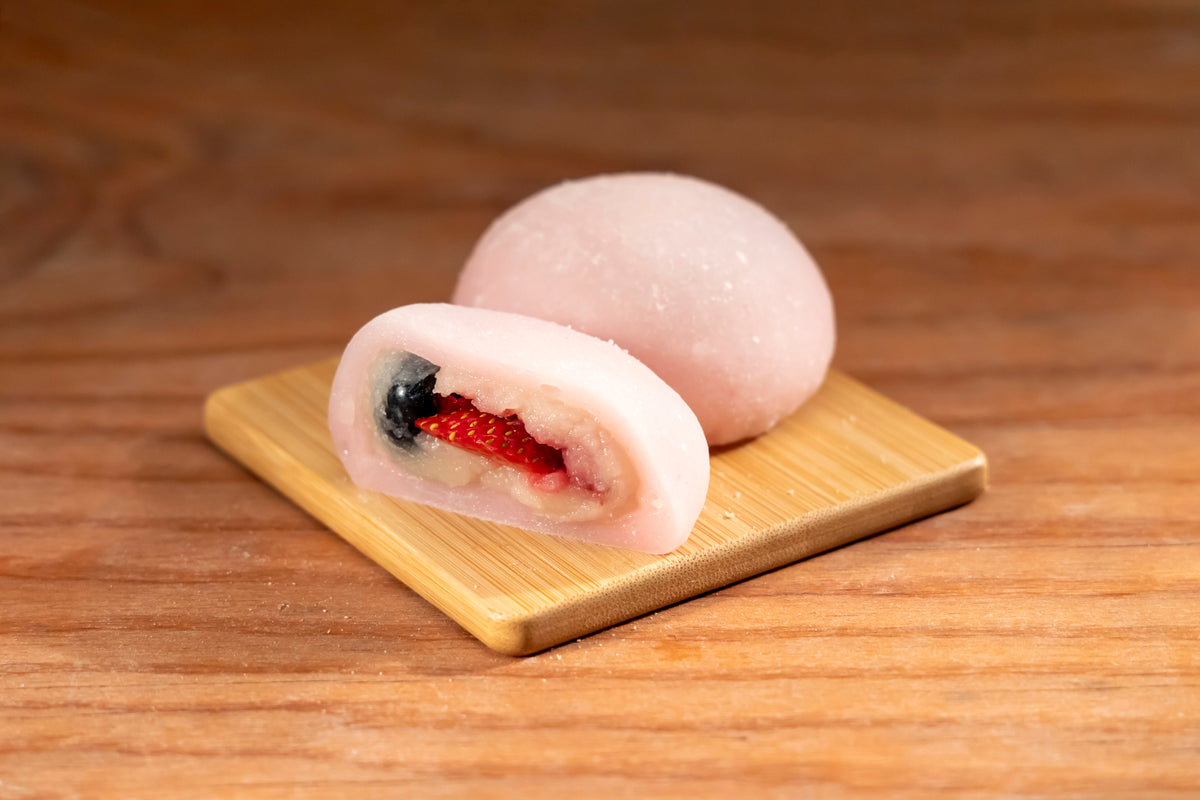 Mixed Berry mochi (ミックスベリー)