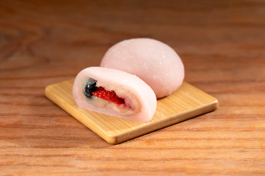 Mixed Berry mochi (ミックスベリー)